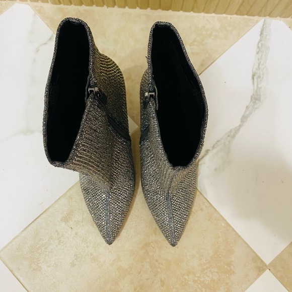 Jessica Simpson Sparkling Silver Rhinestone Heeled Boots size 10 - Picture 4 of 8
